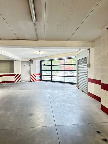 Garage/posto auto in residenziale in Via Giacinto Pullino 81