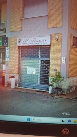 Attività/licenza (con o senza mura) in commerciale in Via Marittima 190