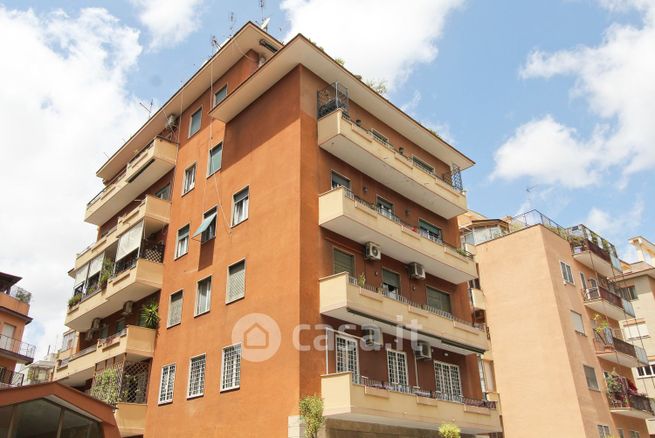 Appartamento in residenziale in Via Ugo de Carolis 170