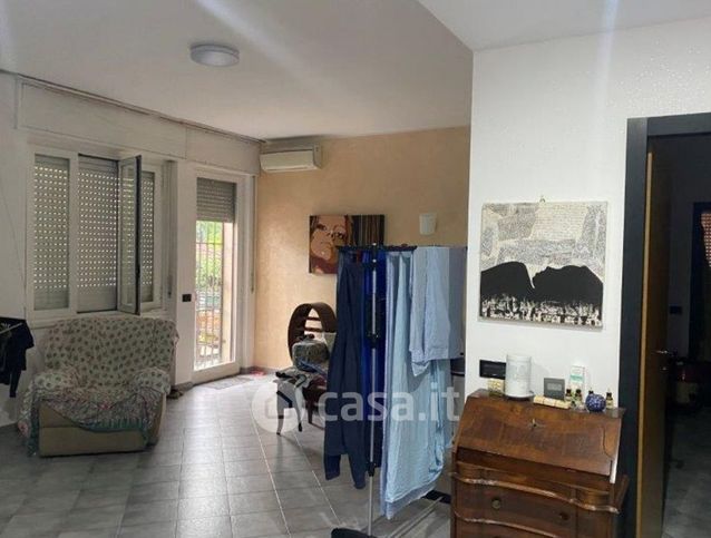 Appartamento in residenziale in Via Cesare Battisti 5