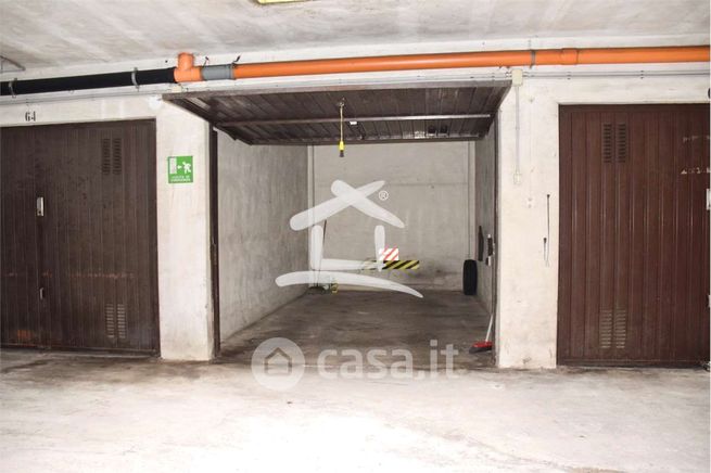 Garage/posto auto in residenziale in Via Pannunzio 11