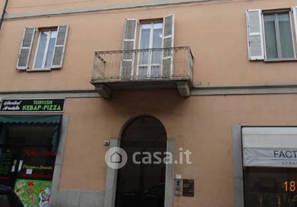 Ufficio in commerciale in Corso XXVI Aprile