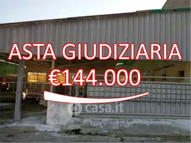 Rustico/casale in residenziale in Via Sommavilla 71