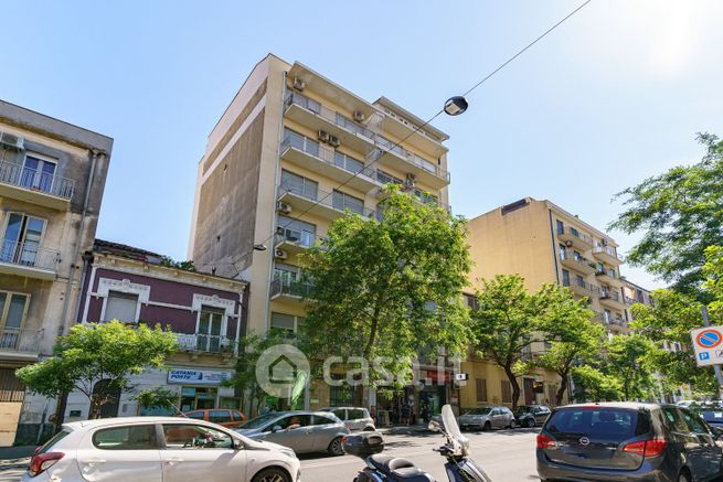 Appartamento in residenziale in Viale Mario Rapisardi 43