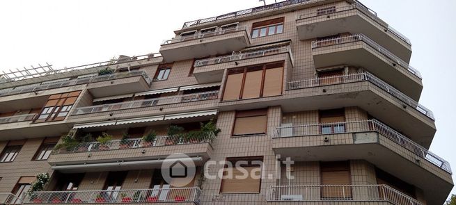Box/posto auto in residenziale in Via Giuseppe Piazzi 54 -62