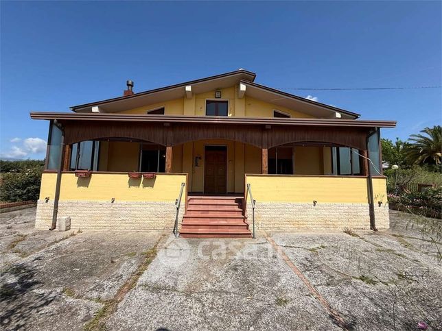 Casa indipendente in residenziale in Strada Senza Nome