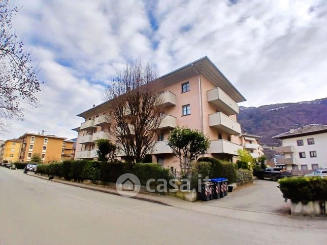 Appartamento in residenziale in Via Diego Gianoli 11