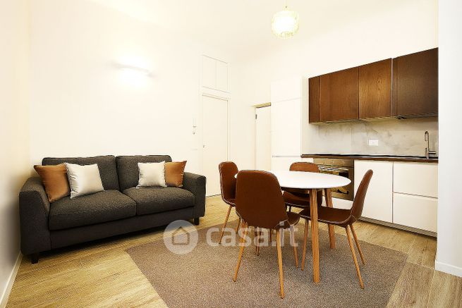 Appartamento in residenziale in Via Francesco Brioschi