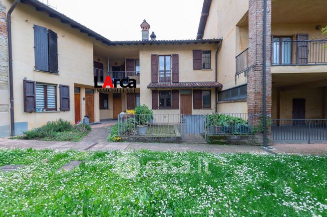 Villetta a schiera in residenziale in Via dei Prati 4