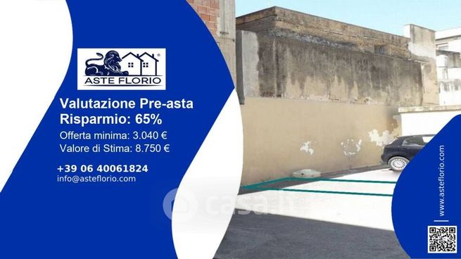 Box/posto auto in residenziale in Cortile Narcisio Cozzo 15