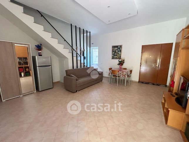 Appartamento in residenziale in Via Trieste 68