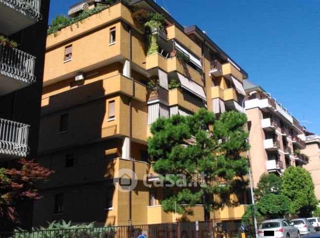 Appartamento in residenziale in Via G. Castiglioni 7