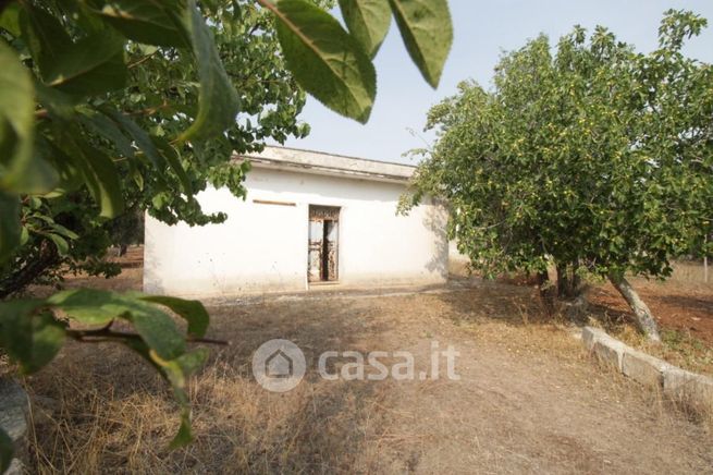 Rustico/casale in residenziale in Contrada Regina