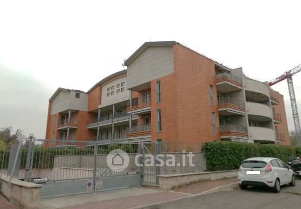 Appartamento in residenziale in Via Londra 36