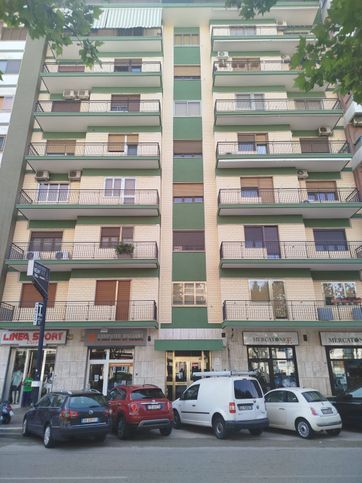 Appartamento in residenziale in Viale Magna Grecia 207