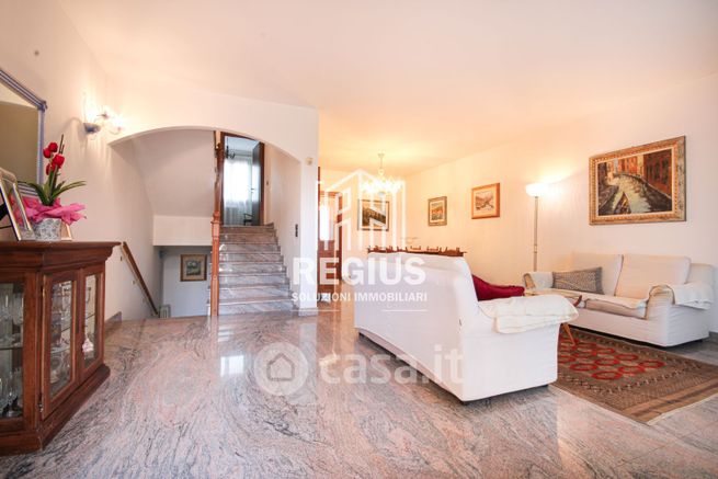 Villetta a schiera in residenziale in Via A. Palladio 40