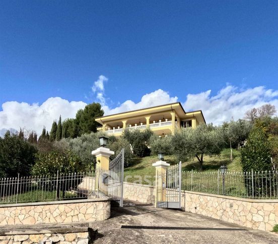 Attico/mansarda in residenziale in 