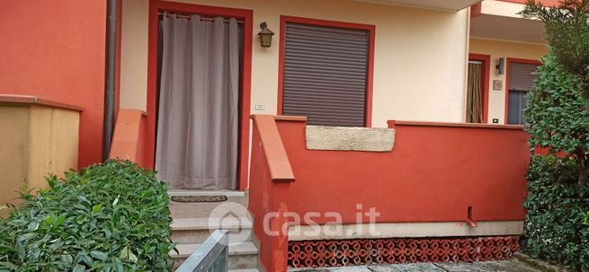 Villetta a schiera in residenziale in Via Carabella