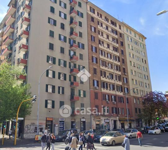 Appartamento in residenziale in Via Tuscolana 194