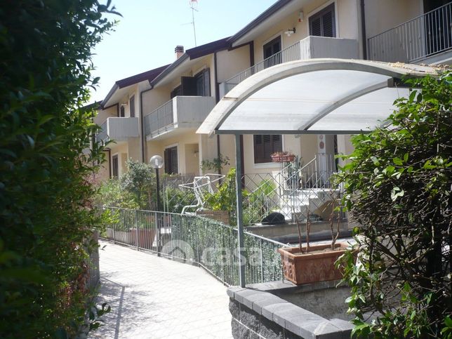 Villa in residenziale in 