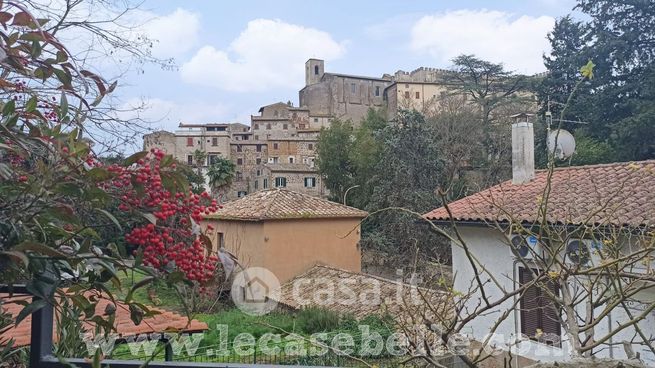 Appartamento in residenziale in Via delle provincie 2