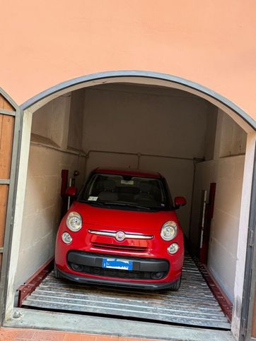 Garage/posto auto in residenziale in Via Sant'Apollonia 1