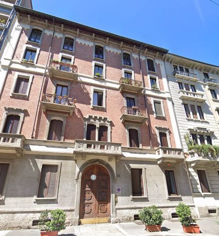 Appartamento in residenziale in Via Francesco Petrarca 24