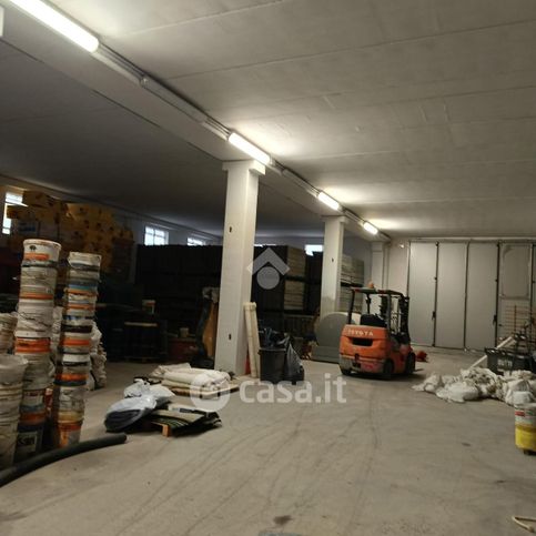 Capannone in commerciale in Via Vilfredo Pareto 775