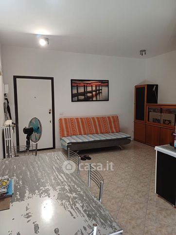Appartamento in residenziale in Via Giuseppe Rovani