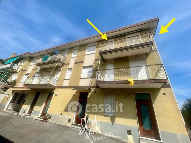 Appartamento in residenziale in Via Alba 3