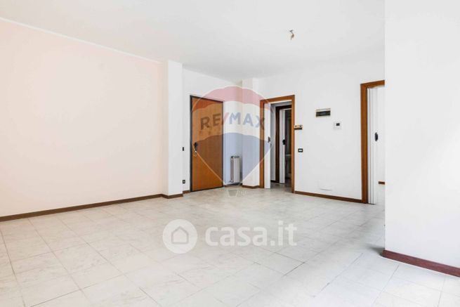 Appartamento in residenziale in Via Leopoldo Gasparotto 57