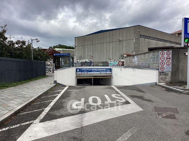 Garage/posto auto in residenziale in Via Cremona