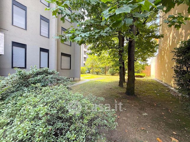 Appartamento in residenziale in Piazza Andrea Oggioni 1