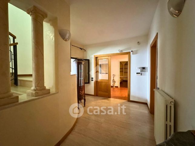 Appartamento in residenziale in Via San Francesco D'Assisi 66