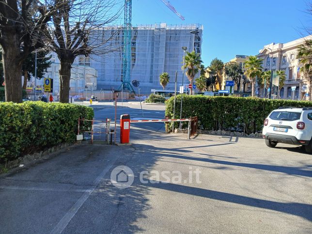 Box/posto auto in residenziale in Via Antonio Pastore 2
