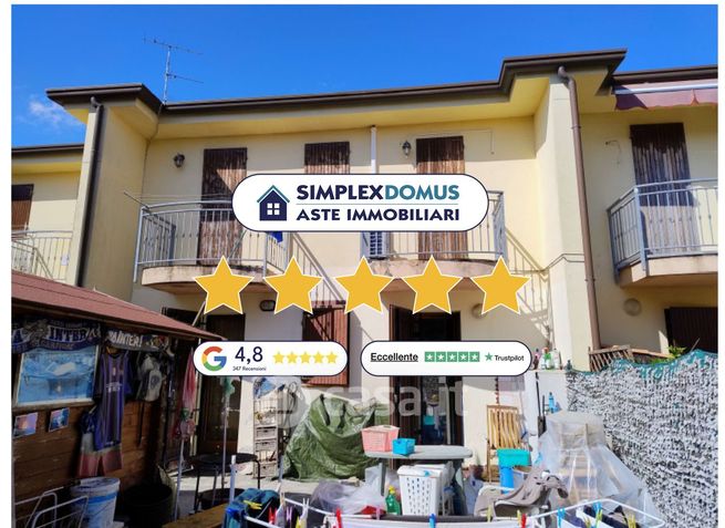 Appartamento in residenziale in Via Mimosa