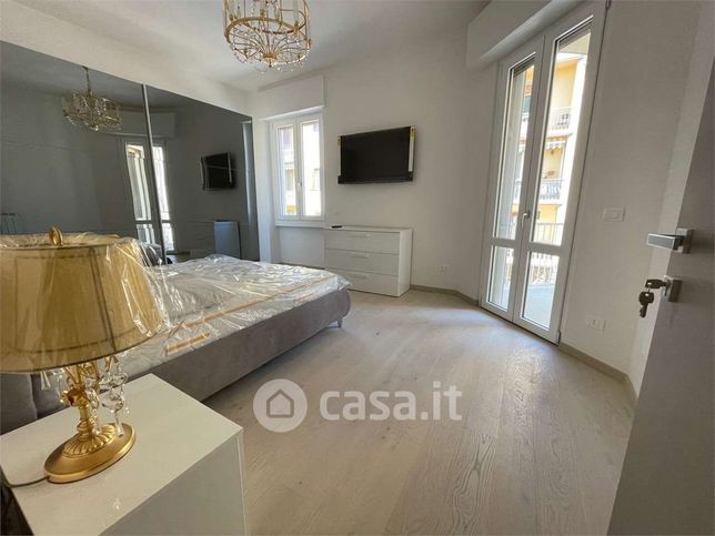 Appartamento in residenziale in Via Lazzaro Spallanzani 3