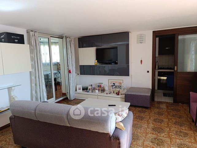 Attico/mansarda in residenziale in Via Bergamo 10