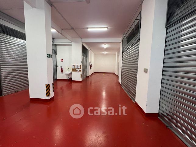 Garage/posto auto in residenziale in Via Sant'Alberto 43 R