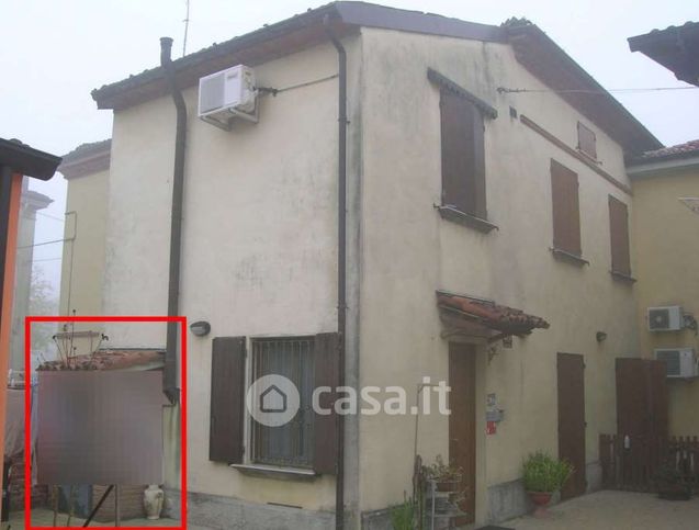 Casa indipendente in residenziale in Dei Due Ponti