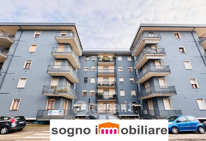 Ufficio in commerciale in Via Arnaldo Fusinato