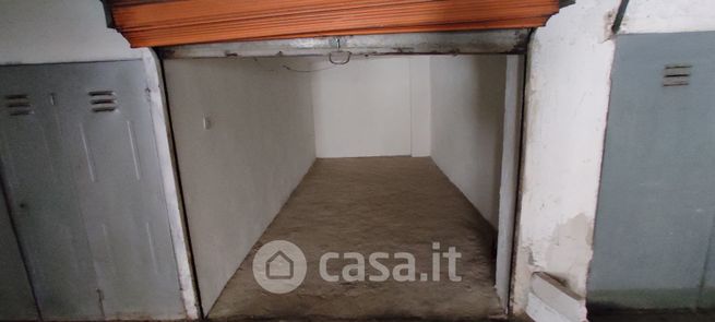 Garage/posto auto in residenziale in Viale G. di Vittorio 10