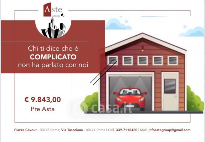 Box/posto auto in residenziale in Via Giuseppe Berto 7