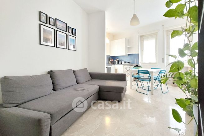 Appartamento in residenziale in Via Luigi Canonica 63