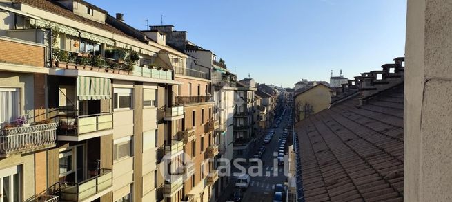 Appartamento in residenziale in Via Revello