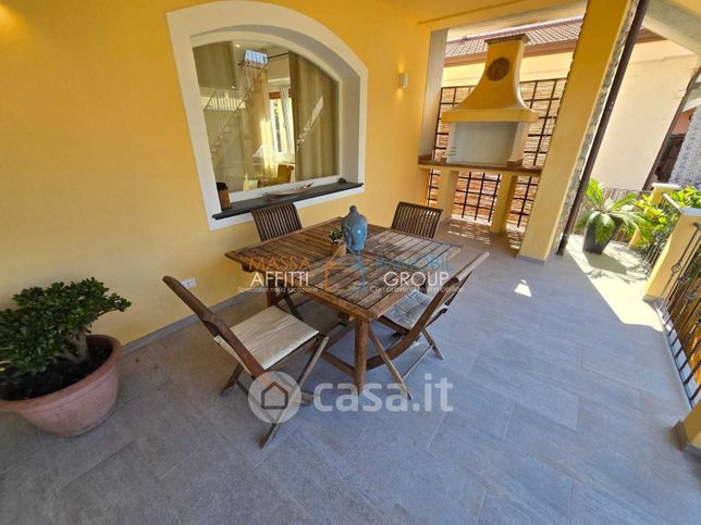 Casa bi/trifamiliare in residenziale in Via Aldo Salvetti 73
