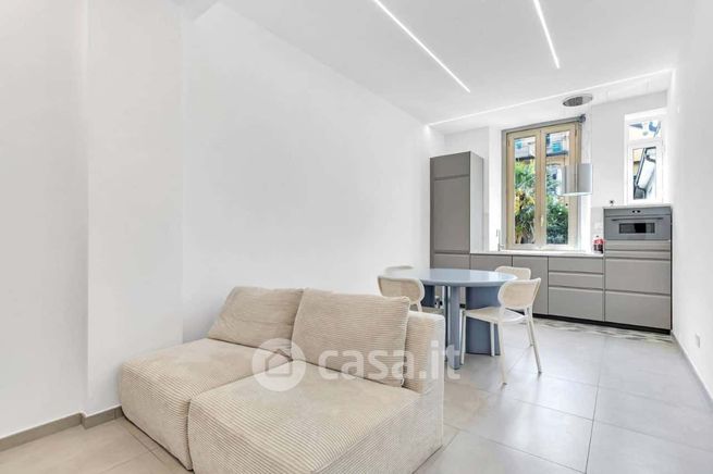 Appartamento in residenziale in Via Carlo Farini 54 -60