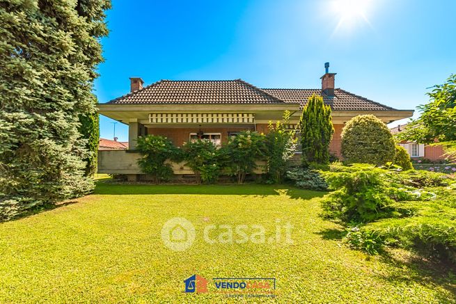 Villa in residenziale in Corso Matteotti 48