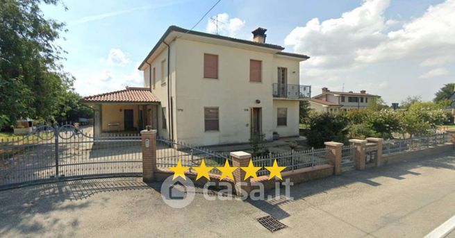 Appartamento in residenziale in Via Melona