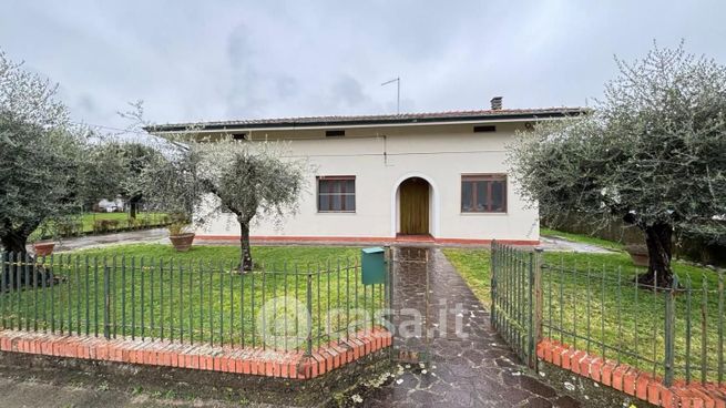 Casa indipendente in residenziale in Via Diaccio